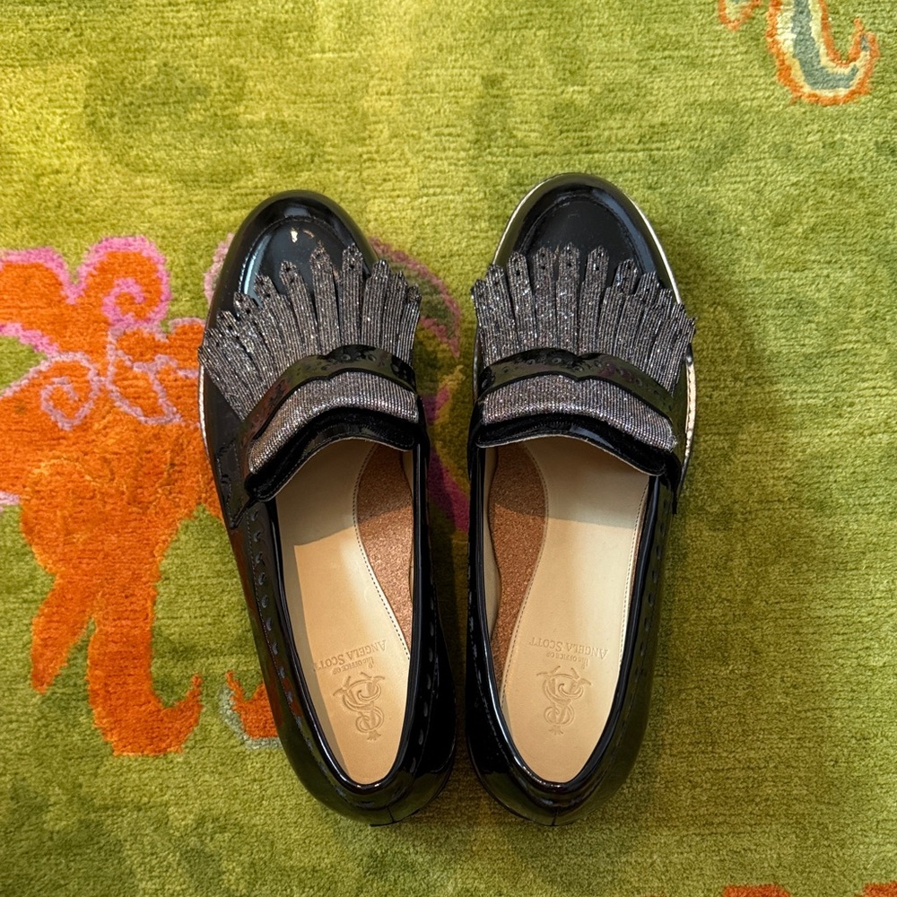 listing-status-banner